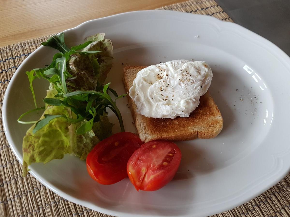 Wypoczynek Pod Lipami Bed and Breakfast Ruciane-Nida Buitenkant foto