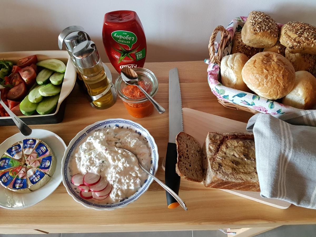 Wypoczynek Pod Lipami Bed and Breakfast Ruciane-Nida Buitenkant foto