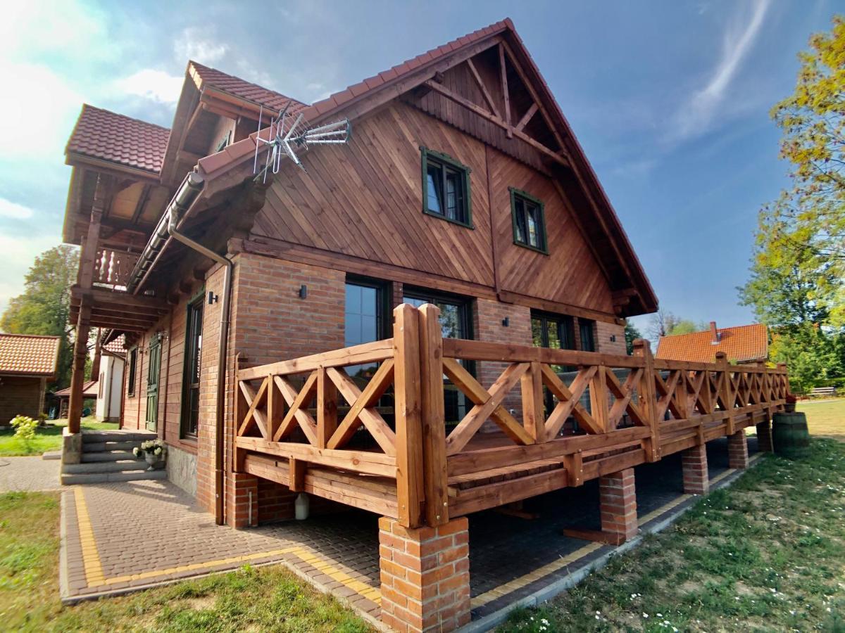 Wypoczynek Pod Lipami Bed and Breakfast Ruciane-Nida Buitenkant foto
