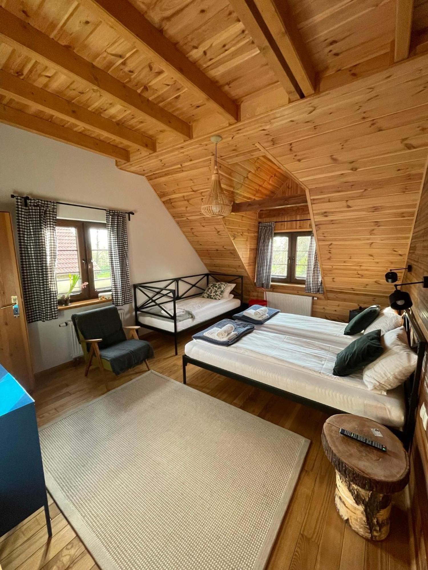 Wypoczynek Pod Lipami Bed and Breakfast Ruciane-Nida Buitenkant foto